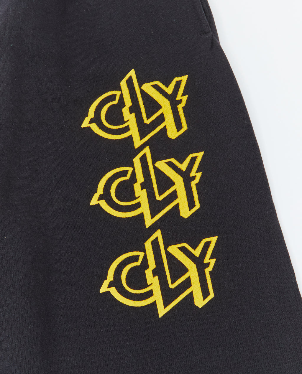 CLY CUT-OFF SWEATPANTS